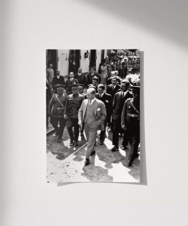 Çerçevesiz Poster Cumhuriyetin Ayak Sesleri