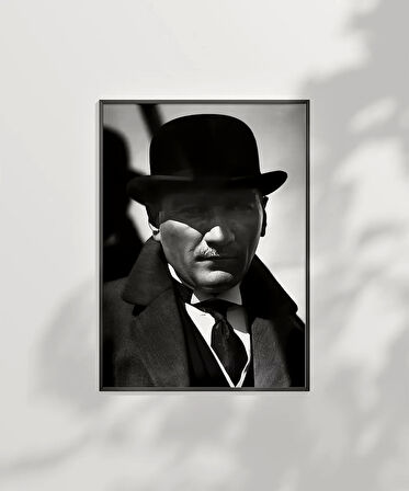 Çerçevesiz Poster Kararlılığın Gölgesi
