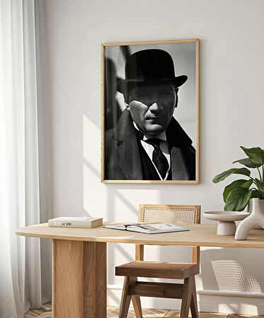 Çerçevesiz Poster Kararlılığın Gölgesi