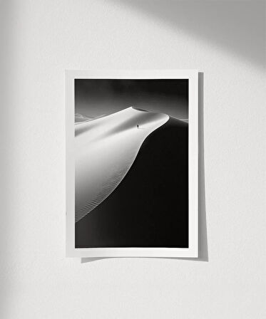 Çerçevesiz Poster Kumun İzinde