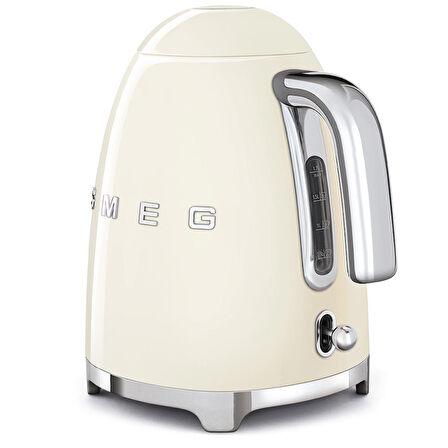 Smeg Krem Kettle ve 1x2 Ekmek Kızartma Makinesi Seti