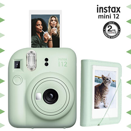 Instax mini 12 Yeşil Fotoğraf Makinesi ve 28'li Mini Albüm Seti