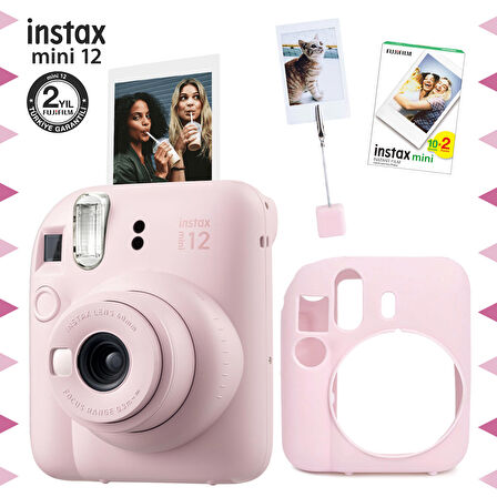 Instax mini 12 Pembe Fotoğraf Makinesi-20'li Film-Kıskaçlı Resim Standı ve Silikon Kılıf Seti