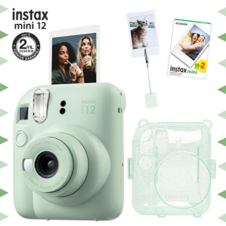 Instax mini 12 Yeşil Fotoğraf Makinesi-20'li Film-Kıskaçlı Resim Standı ve Simli Pleksi Kılıf Seti