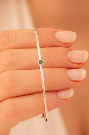 Kadın Gümüş Bileklik - Kadın Kelepçe - El Yapımı Gümüş Hakiki Zümrüt Taşlı Zarif Kadın Bileklik