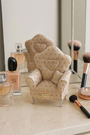 Berjer Figürlü Kadife Desenli Takı Bijuteri Mücevher Kutusu Biblo 20cm Krem İthal Ürün