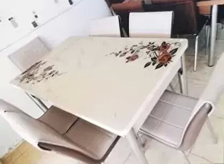 Yanlardan Açılır Büyüyen Kelebek Cam Mutfak Masası 80cm x 130cm Cappicino