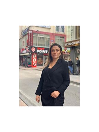 Siyah Tüvid Kısa Ceket