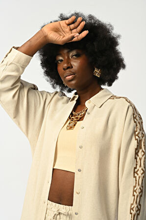 KADIN KOLLARI KAHVERENGİ NAKIŞ İŞLEMELİ NATUR GÖMLEK