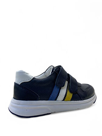 2216 Hafif Erkek Çocuk Deri Sneaker