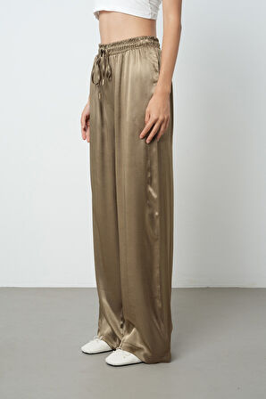Kadın Açık Haki Düz %100 Viskoz Bol Paça Beli Lastikli Pantolon