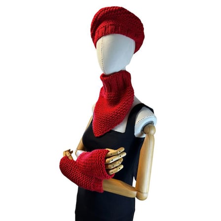 Uretti - Emine 9106 8920 El Örgüsü Kadın Bere Boyunluk Eldiven 3’lü Kışlık Akrilik Örgü Set - Kırmızı