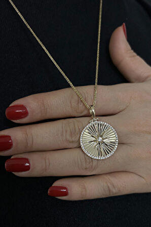 Kalemli Madalyon Altın Yıldız Kolye