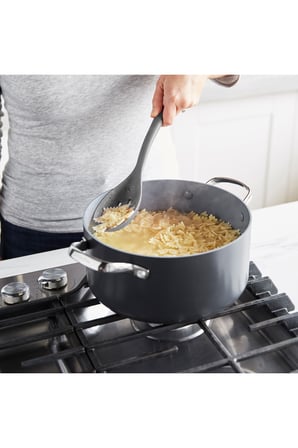  GreenPan Silikon Delikli Kaşık Gri | Platinum Silicone | BPA Gibi Zararlı Kimyasallar İçermez 