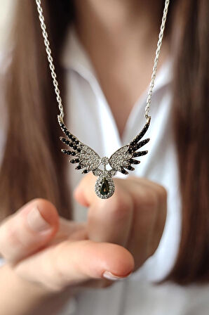 925 Ayar Gümüş Yeşil Damla ve Kanat Tasarım Kadın Kolye