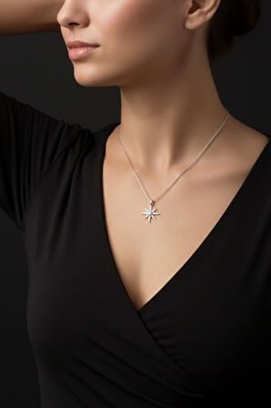 Kutup Yıldızı Tasarım Minimal 925 Ayar Gümüş Kadın Kolye