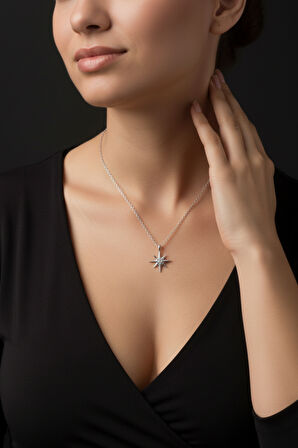 Kutup Yıldızı Tasarım Minimal 925 Ayar Gümüş Kadın Kolye