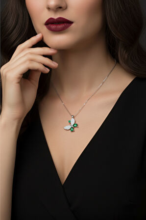 Zümrüt Yeşili Kelebek  925 Ayar Gümüş Kadın Kolye