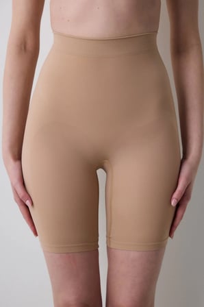 Premium Dikişsiz Seamless Push Up Şort Korse