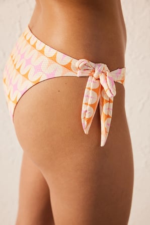 Gina Desenli Brazilian Bikini Altı
