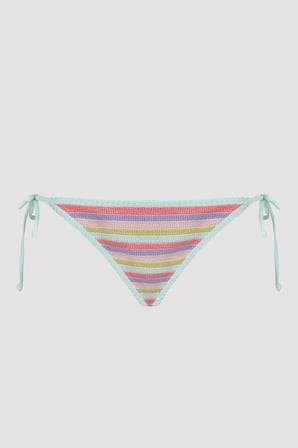 Maya Bikini Altı