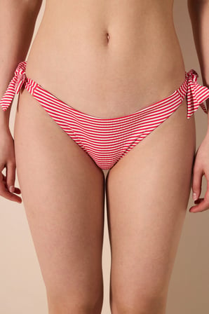 Patmos Brazilian Dokulu Çizgili Bikini Altı