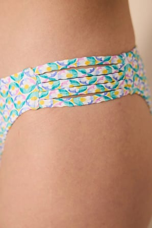 Bloom Chic Dokulu Çok Renkli Bikini Altı