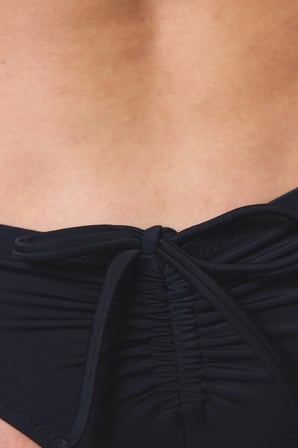 Siyah Düşük Bel Cheeky Bikini Altı