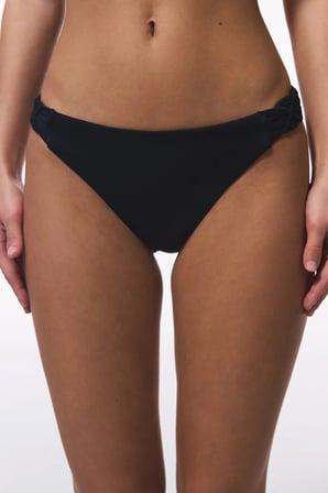 Siyah Macrame Düşük Bel Bikini Altı