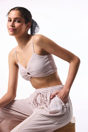 Taş Rengi Kio Müslin Muslin V Yaka Crop Top Üst