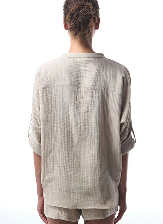 Penti Normal V Yaka Bej Kadın Gömlek PLKM2PL425IY