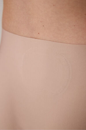 Reversible Laser Cut Bej Slip Külot
