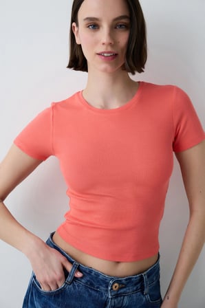 Mercan Bisiklet Yaka Slim Fit Tişört
