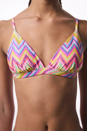 Zigzag Desenli Üçgen Bikini Üstü