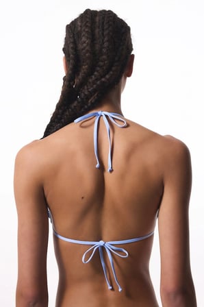 Amaya Çizgili Üçgen Bikini Üstü