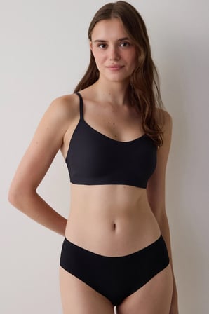 İz Bırakmaz Siyah Fit Dikişsiz Balensiz Push Up Sütyen
