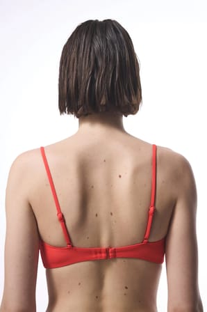 Praslin Minimal Kesim Kırmızı Bandeau Bikini Üstü