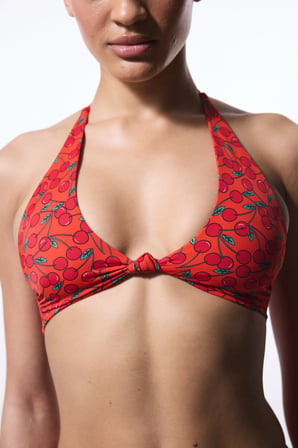 Chery Minimal Kesim Kiraz Desenli Bikini Üstü
