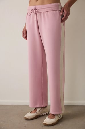 Lila Silky Feel Normal Bel Parçalı Eşofman Altı