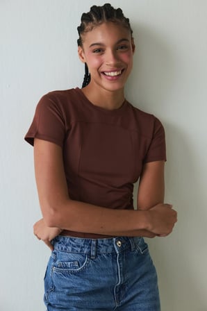Kapuçino Bisiklet Yaka Slim Fit Modal Baby Tee Tişört