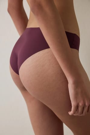 Bordo İz Yapmayan Lazer Kesim Normal Bel Slip Külot