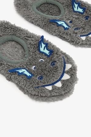 Gri Erkek Çocuk Dragon Nakışlı Aksesuarlı Kaymaz Taban Ev Patiği