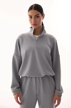 Gri İpeksi Dokulu Crop Uzun Kollu Sweatshirt