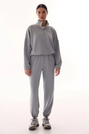Gri İpeksi Dokulu Crop Uzun Kollu Sweatshirt