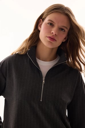 Antrasit Yarım Fermuarlı Çizgili Polo Yaka Sweatshirt