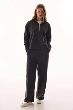 Antrasit Yarım Fermuarlı Çizgili Polo Yaka Sweatshirt