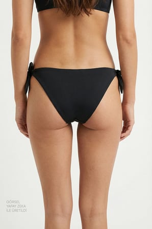 Si̇yah Orta Bel Bikini Altı