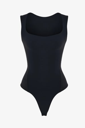Siyah U Yaka Yumuşak Dokulu Bodysuit