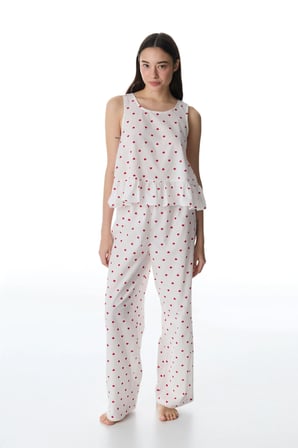 Kırık Beyaz Kırmızı Kalp Atlet Pijama Üstü