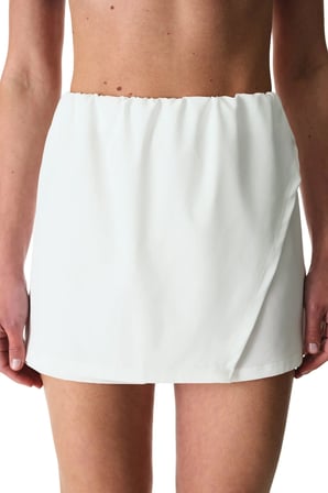 Beyaz Skirt Deniz Şortu